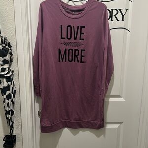 Sweatshirt dress with front affirmation
